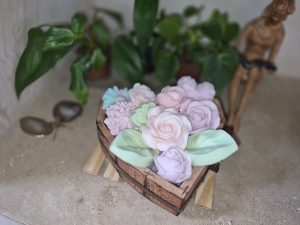 Caixa coração com flores